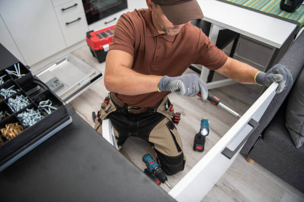 10 Common Home Repairs You Should Leave to a Handyman urbanmop handyman service near me